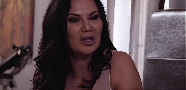  Jasmine Jae noticed that her stepson is obssessed with big tits so she seduces him and had an indulging afternoon sex delight with him